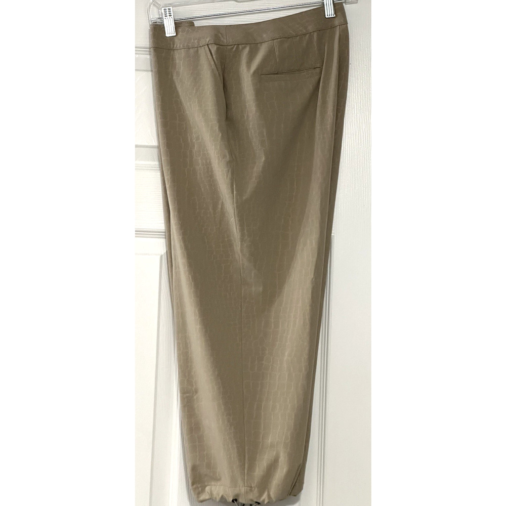 Chico Weekends Women's Tan Beige Capris with Pull Cord Size 0.5‎ Chico's